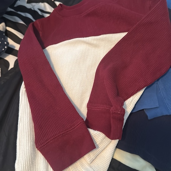 Assorted Ribbed Long Sleeve Tops - Picture 5 of 6
